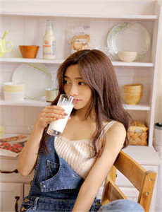 爱q线报国际,电锯惊魂7迅雷下载